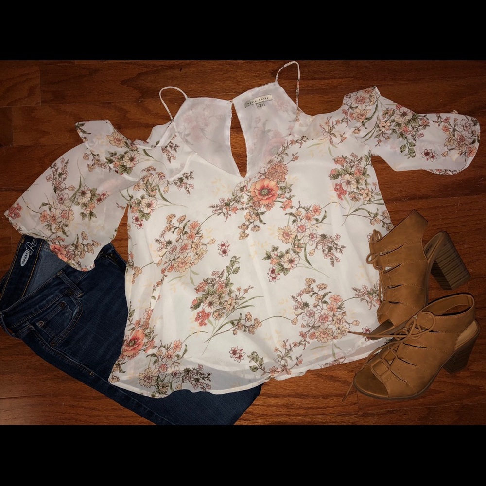 NWOT white off-the-shoulder dress shirt!